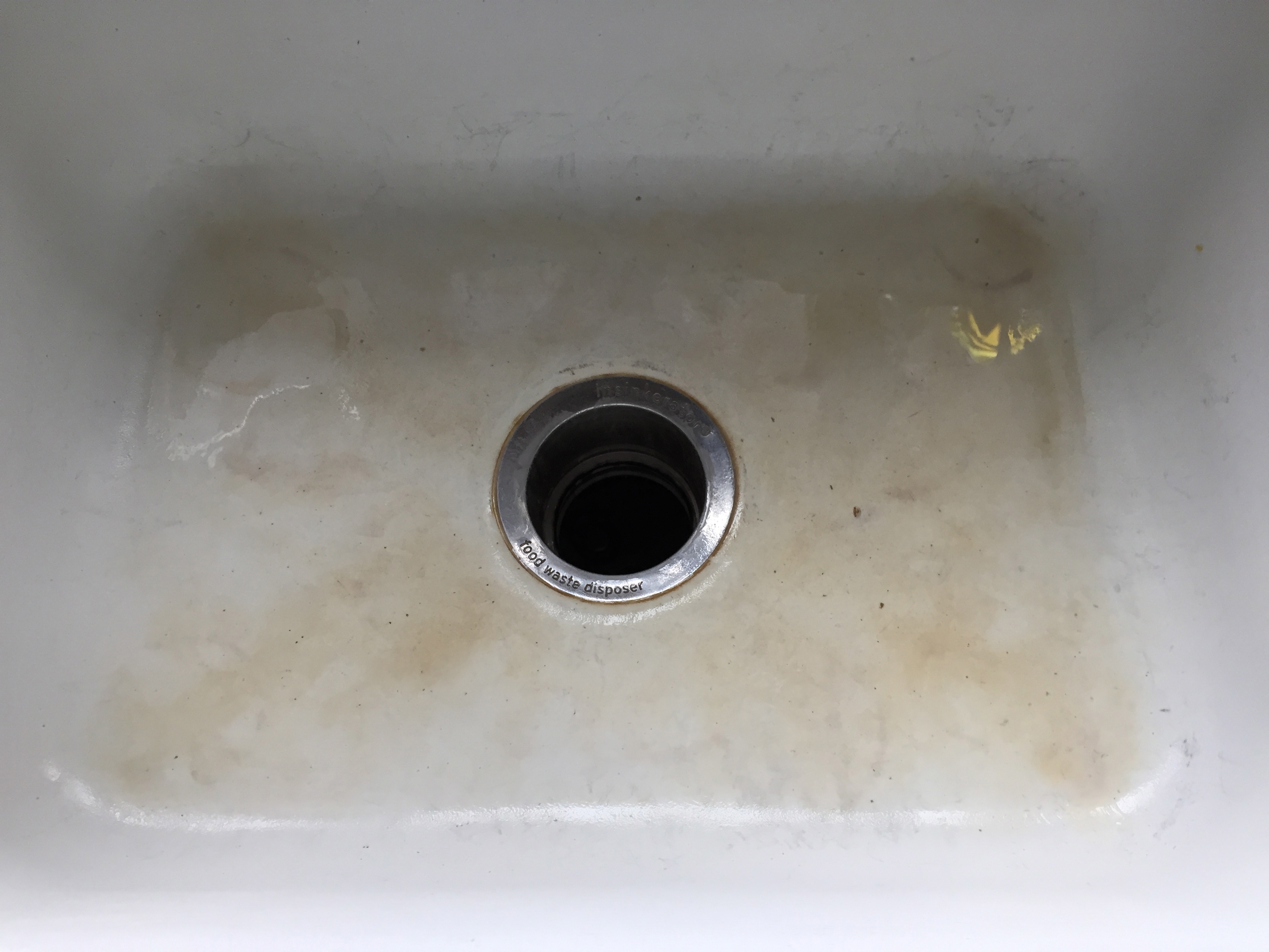 Secret to Making Your Porcelain Sinks Shine Again