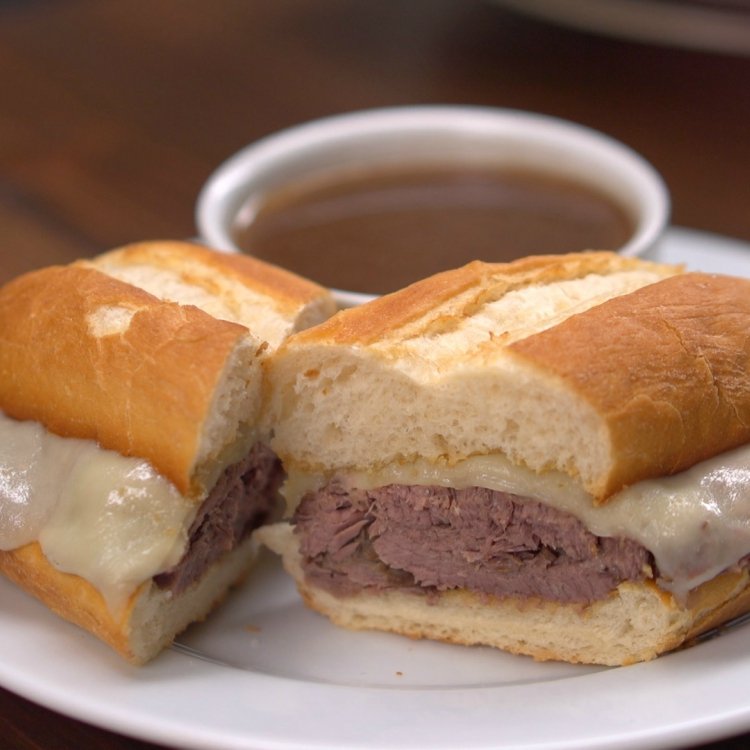 Slow Cooker French Dip
