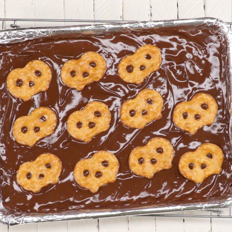 Pretzel Toffee Bark