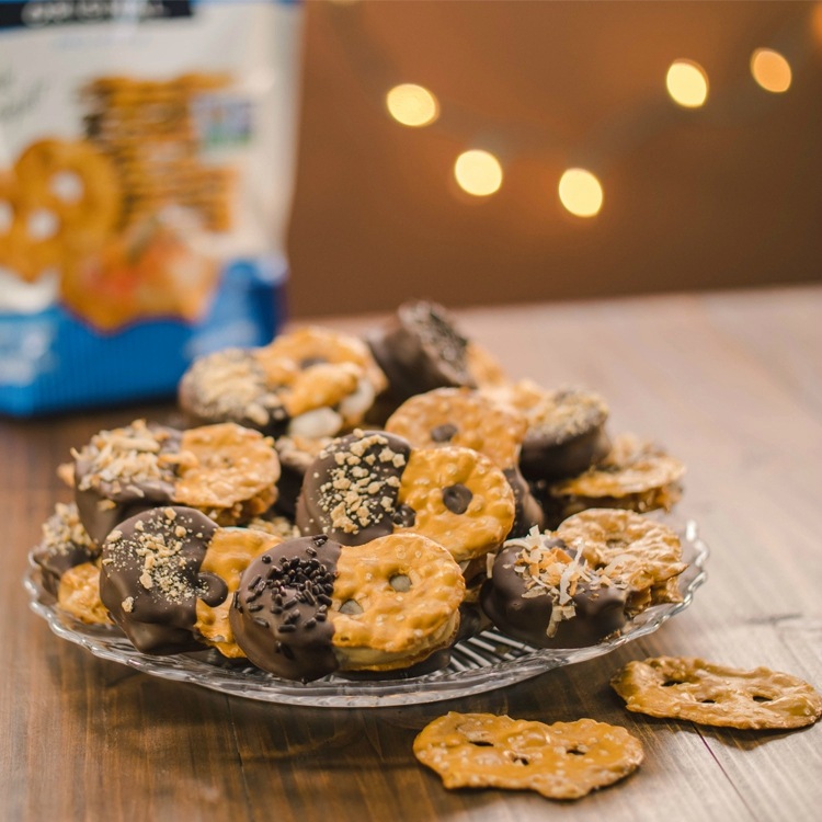 4 Fab Pretzel Crisps® Bites