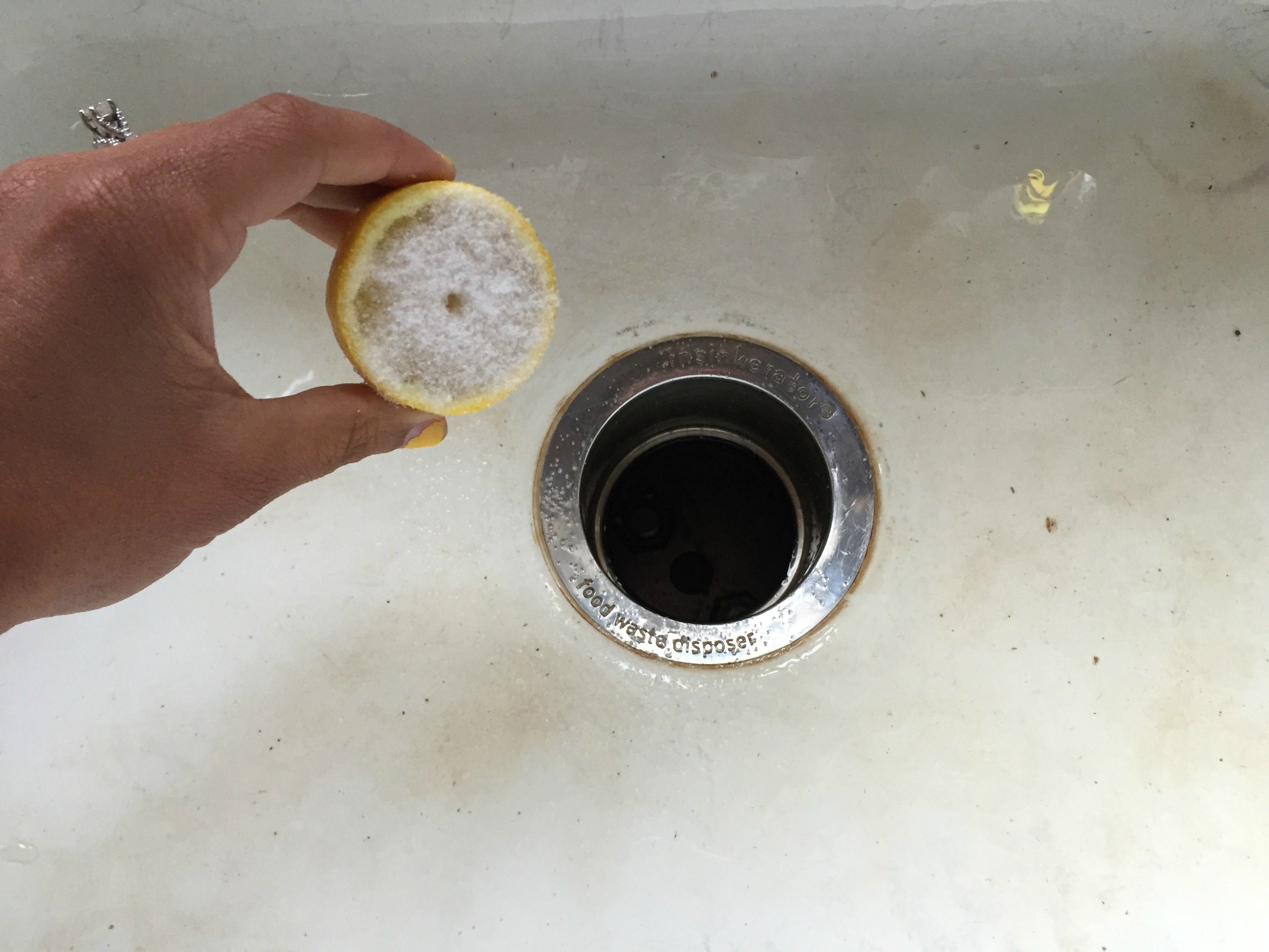 Secret to Making Your Porcelain Sinks Shine Again
