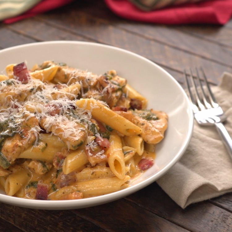 Creamy Chicken Bacon Pasta