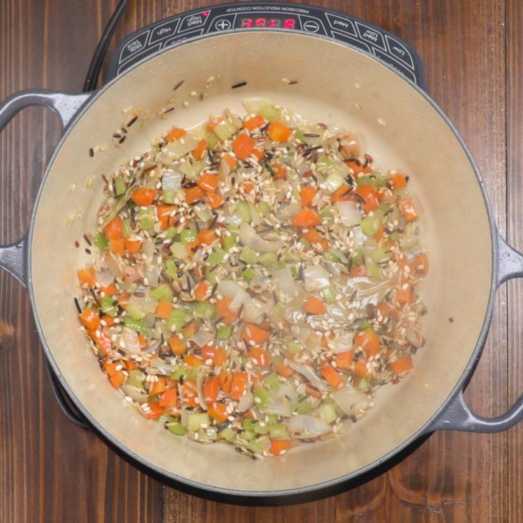 Creamy Chicken And Wild Rice Soup