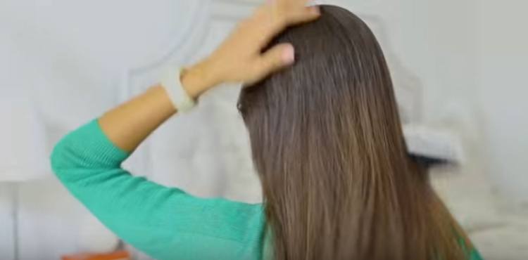 Genius Trick To Make Your Ponytail Look Longer And Thicker In Just