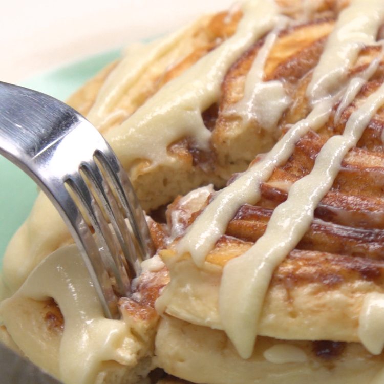 Cinnamon Roll Pancakes