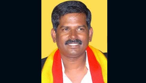 அதிருப்தி எம்.எல்.ஏ.வுக்கு கொலை மிரட்டல் வழக்கு தே.மு.தி.க. எம்.எல்.ஏ.பார்த்தசாரதி திட்டக்குடி கோர்ட்டில் ஆஜர்