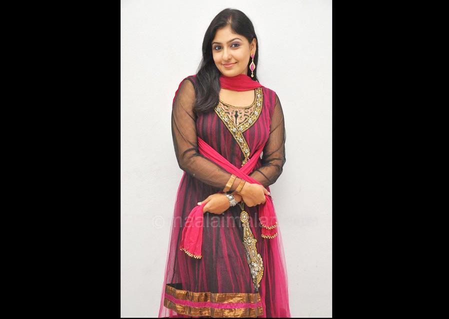 மோனிகா