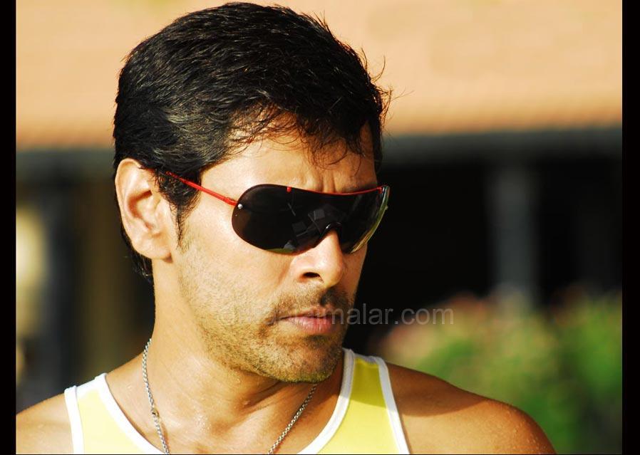 விக்ரம்