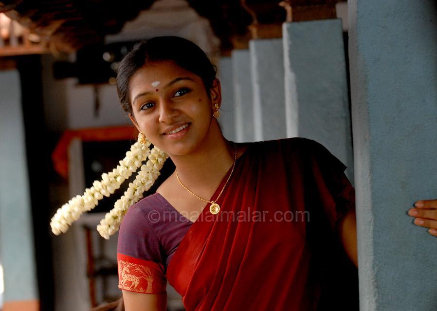 லட்சுமி மேனன்