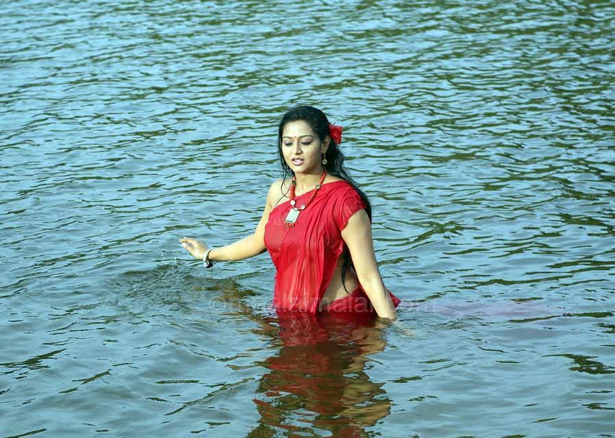 வர்ஷா அஸ்வதி