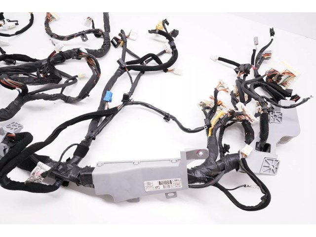 2010 Hyundai Genesis Dash Wire Harness
