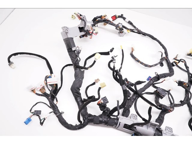 2010 Hyundai Genesis Dash Wire Harness