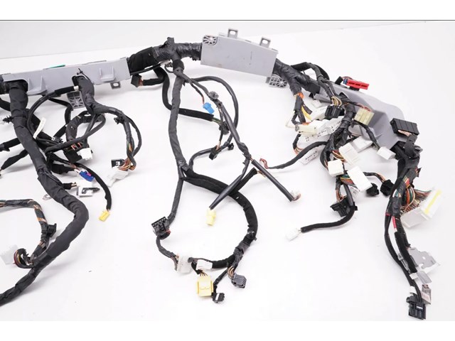 2010 Hyundai Genesis Dash Wire Harness