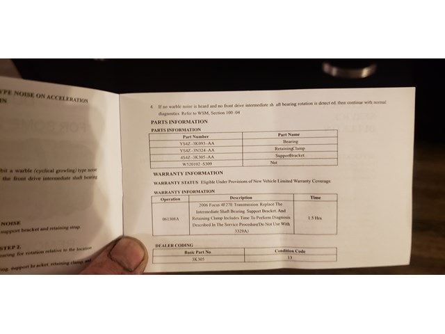 2010 Nissan Altima  Front right Axle Shaft