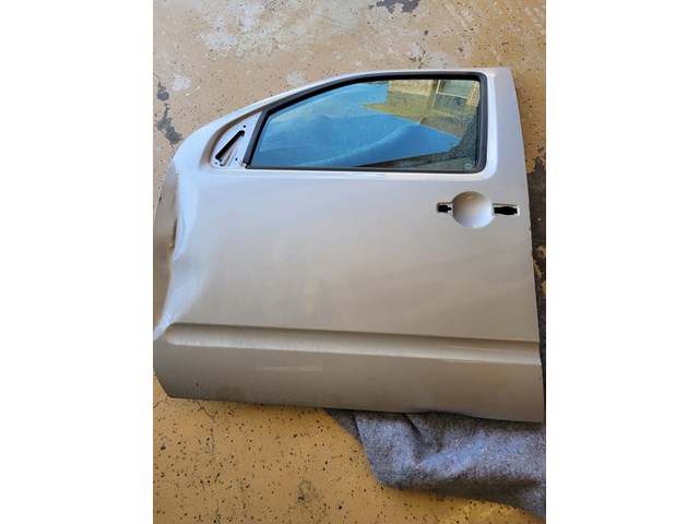 2016 Nissan Frontier Front Door