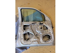 2016 Nissan Frontier Front Door