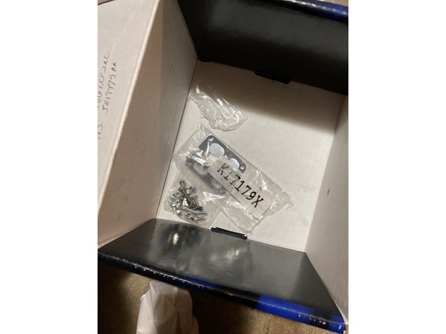 Throttle Body BBK 1792 Dodge Hemi 5.7/6.1/6.4L 85mm Cable Drive