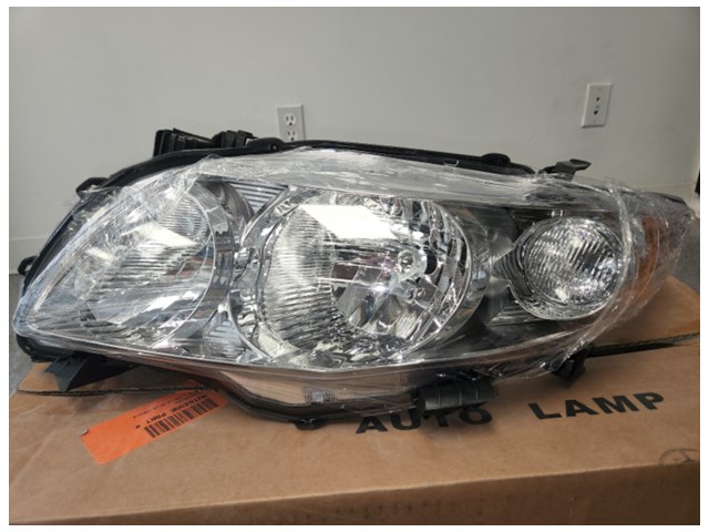 2009 Toyota Corolla Headlight