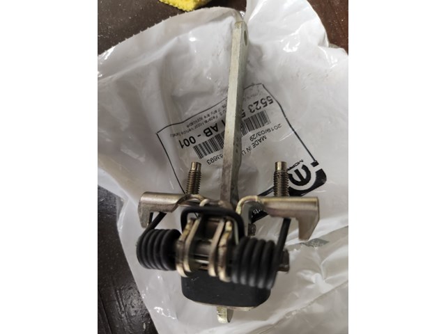 1998 Jeep Cherokee Door Check