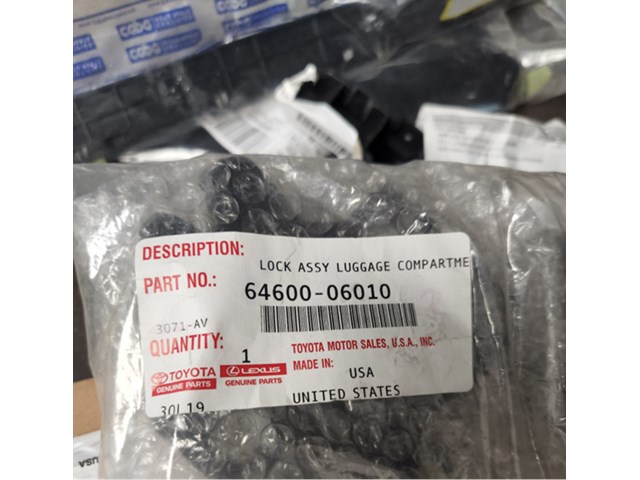 2007 Toyota Camry Trunk Lock Latch Assembly