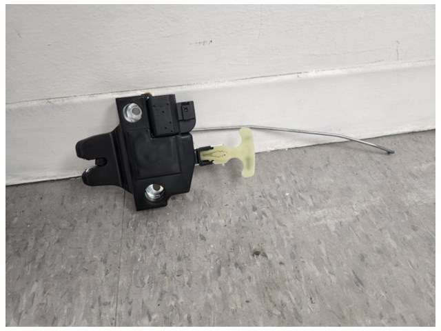2007 Toyota Camry Trunk Lock Latch Assembly