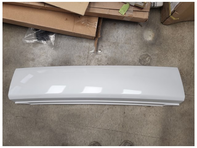 2008 Mitsubishi Outlander Tailgate Moulding/ outer panel