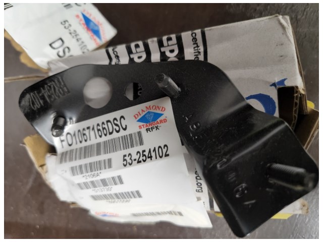 2005 Ford Mustang Outer Front Bumper Bracket