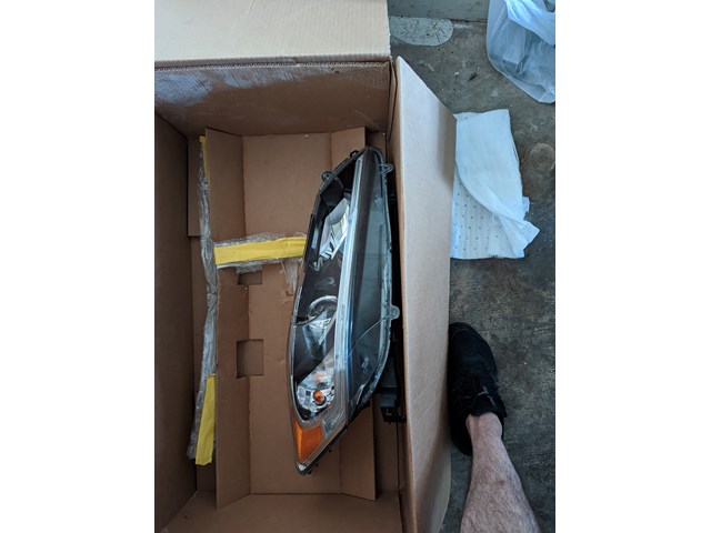 2017 Honda Accord 33100-T2A-A82Headlight