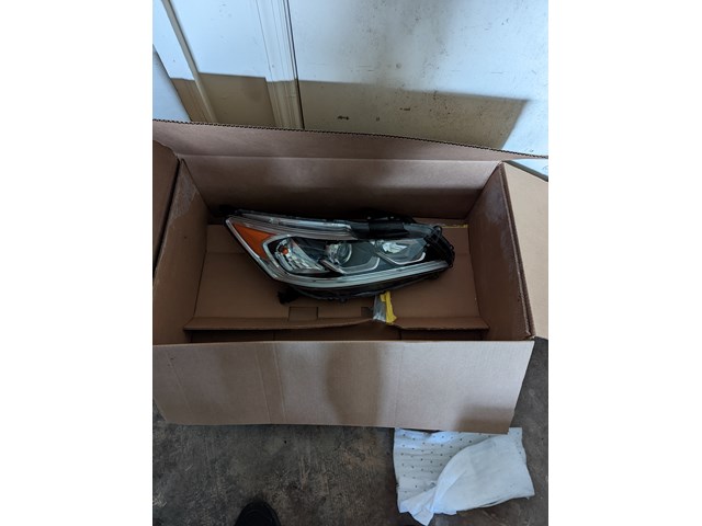 2017 Honda Accord 33100-T2A-A82Headlight