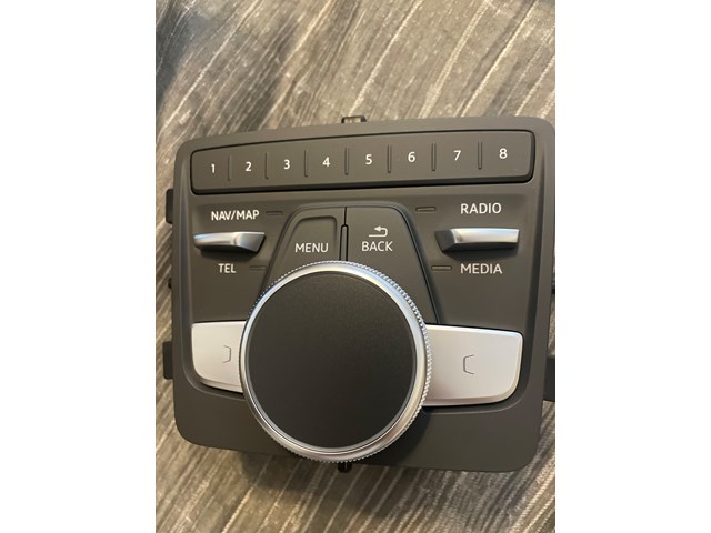 2017 Audi A4 Center Console