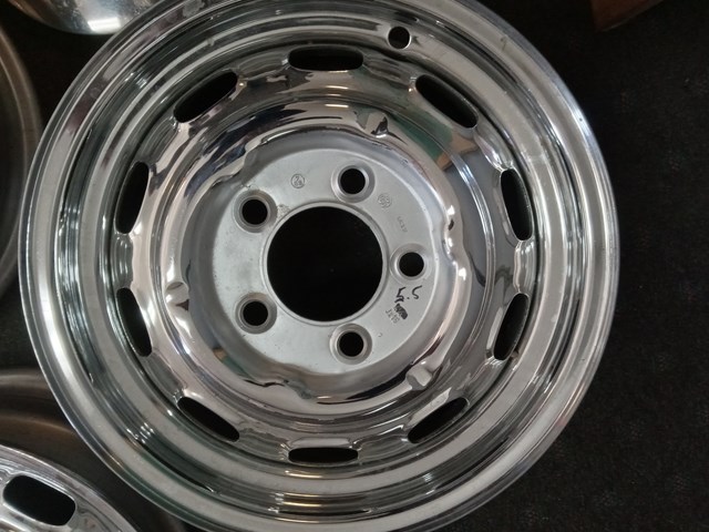 1965 Porsche 911 OR 912 VINTAGE RIMS AND HUB CAPS