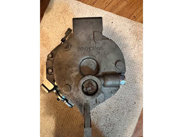 2003 Chevy Tahoe AC Compressor equipped for Tahoe with Rear AirUsed for 1 month 