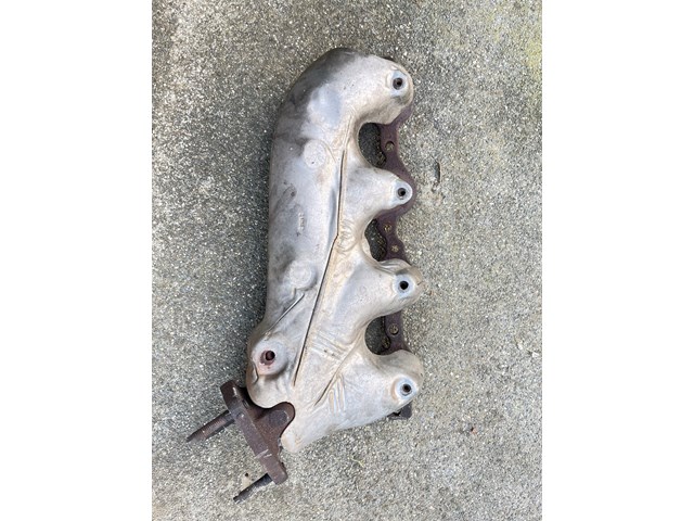 2003 Chevy Tahoe Exhaust Manifold
