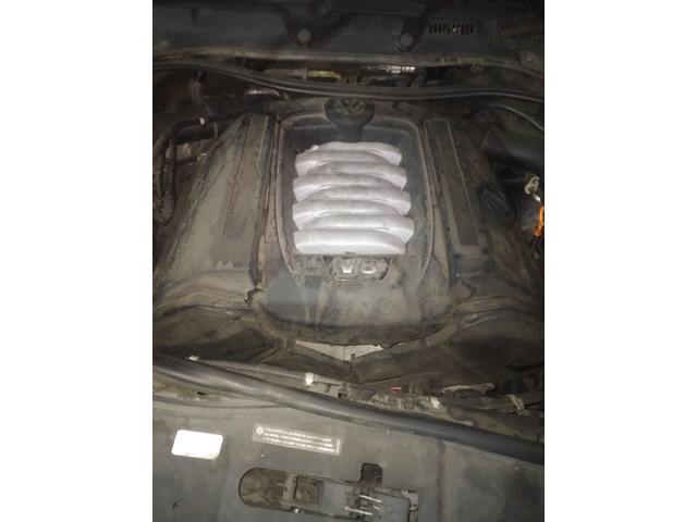 2004 Volkswagen Touareg V8 4.2L Vin M 5th Digit