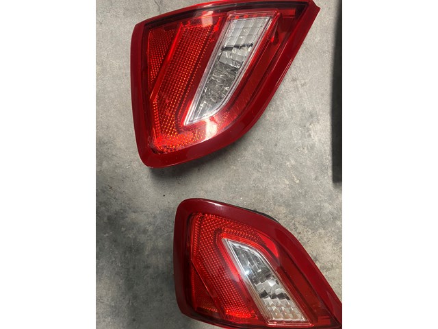 2016 Nissan Altima Tail Light