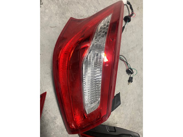 2016 Nissan Altima Tail Light