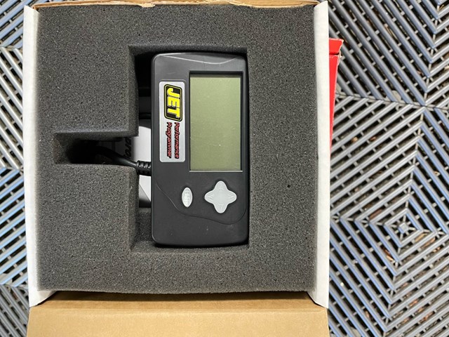 2007 Chevy Suburban 1500 Jet Performance Programmer for 6.0 V8