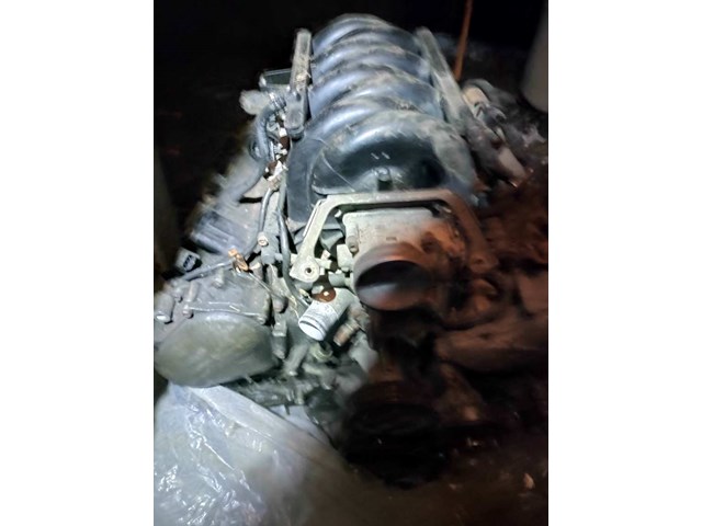 2004 Nissan Titan Engine