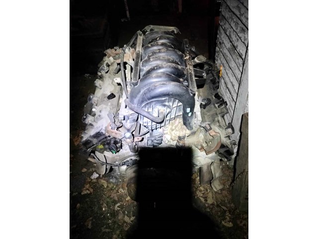 2004 Nissan Titan Engine