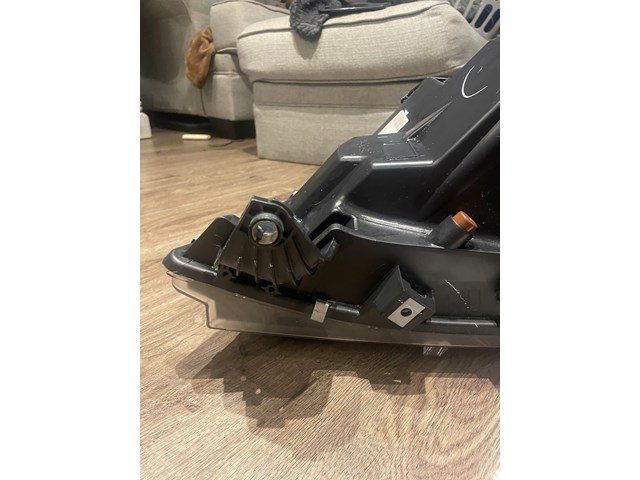 2020 Dodge Ram 1500 Headlight