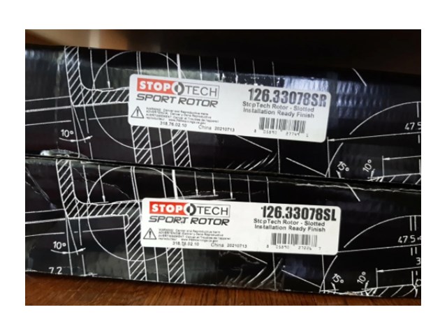 Rear rotors (2) slotted Porsche Cayenne/VW Touareg/Audi Q7 Stoptech 126.33078SR 