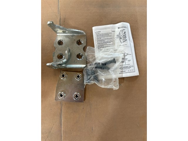 1999-2007 GM Door Hinge