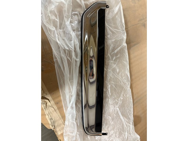 2020-2025 GMC Sierra 2500-3500 Rear Door Panel Trim