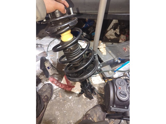 1998 Toyota Camry Strut