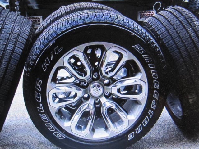 2021 Dodge Ram 1500 Wheel Set