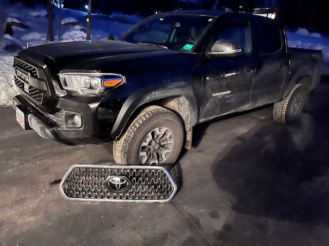 2019 Toyota Tacoma Grille