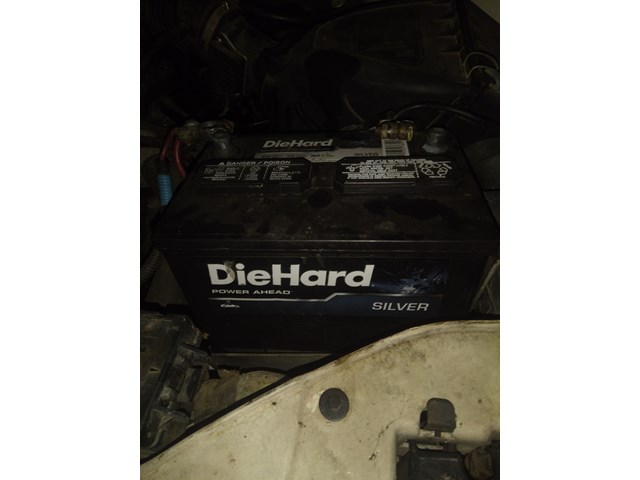 2001 Ford Taurus Battery