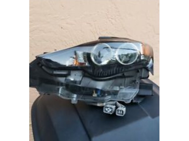 2014 Lexus IS 350 Headlight