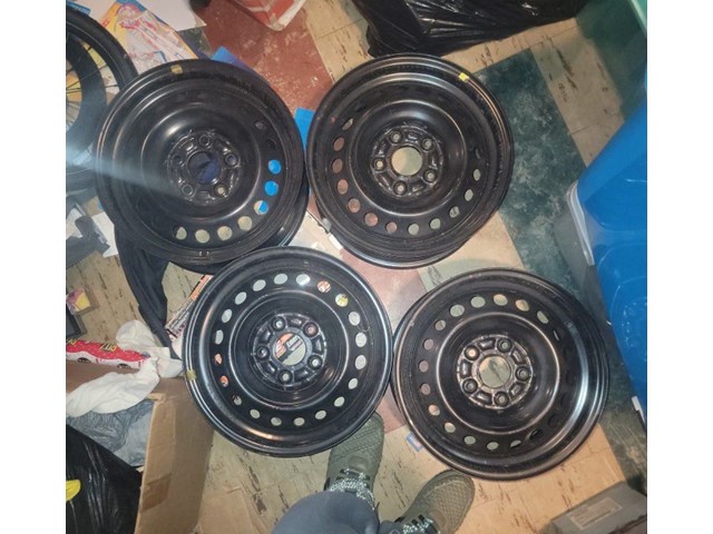 1 Set Of 4 2009 Honda Civic Steel Wheels & Hubcaps