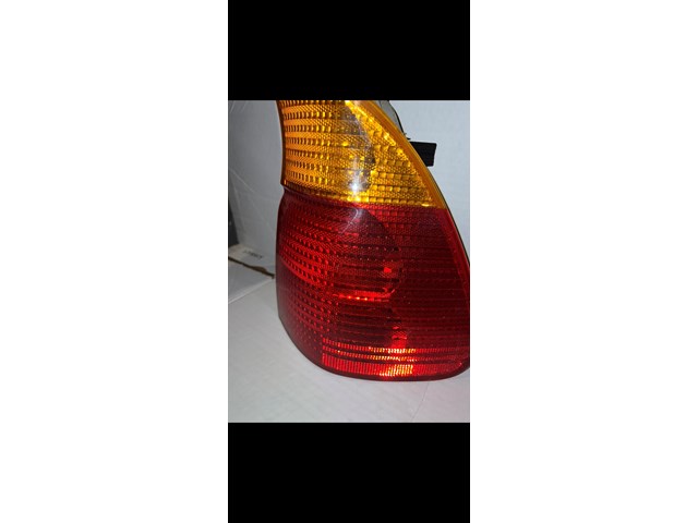 2003 BMW X5  passenger Taillight